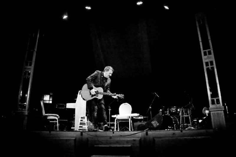 Taken by Padraig Grant at the Spiegeltent in Wexford in 2013